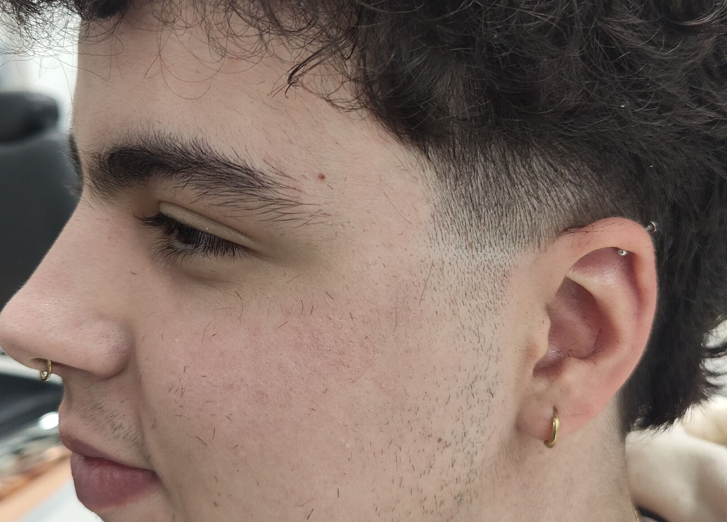 Corte de cabello moderno en Peluquería Y Barbería 💈 Unisex Ana González, Madrid, Comunidad De Madrid, ES.