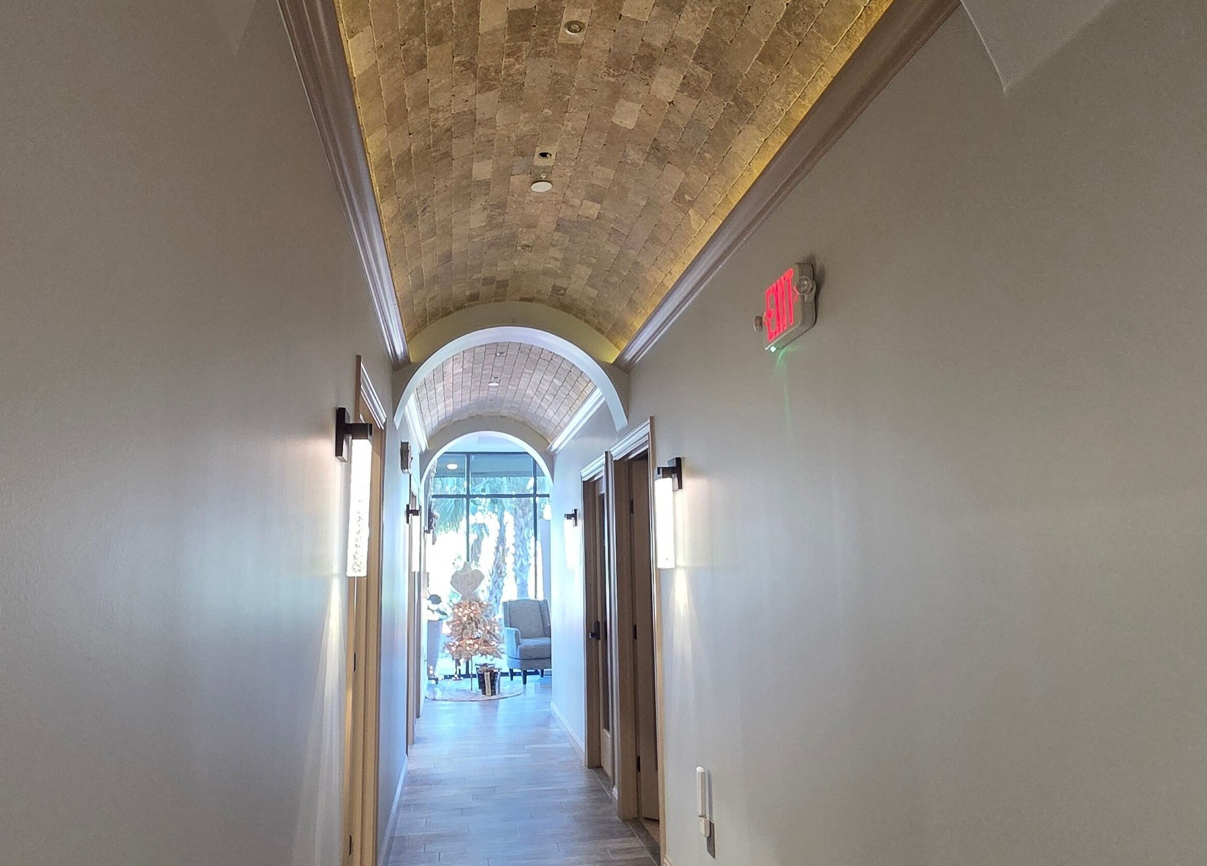Elegant hallway with arch ceiling at Viva la Vicksen, Leander, Texas, US.