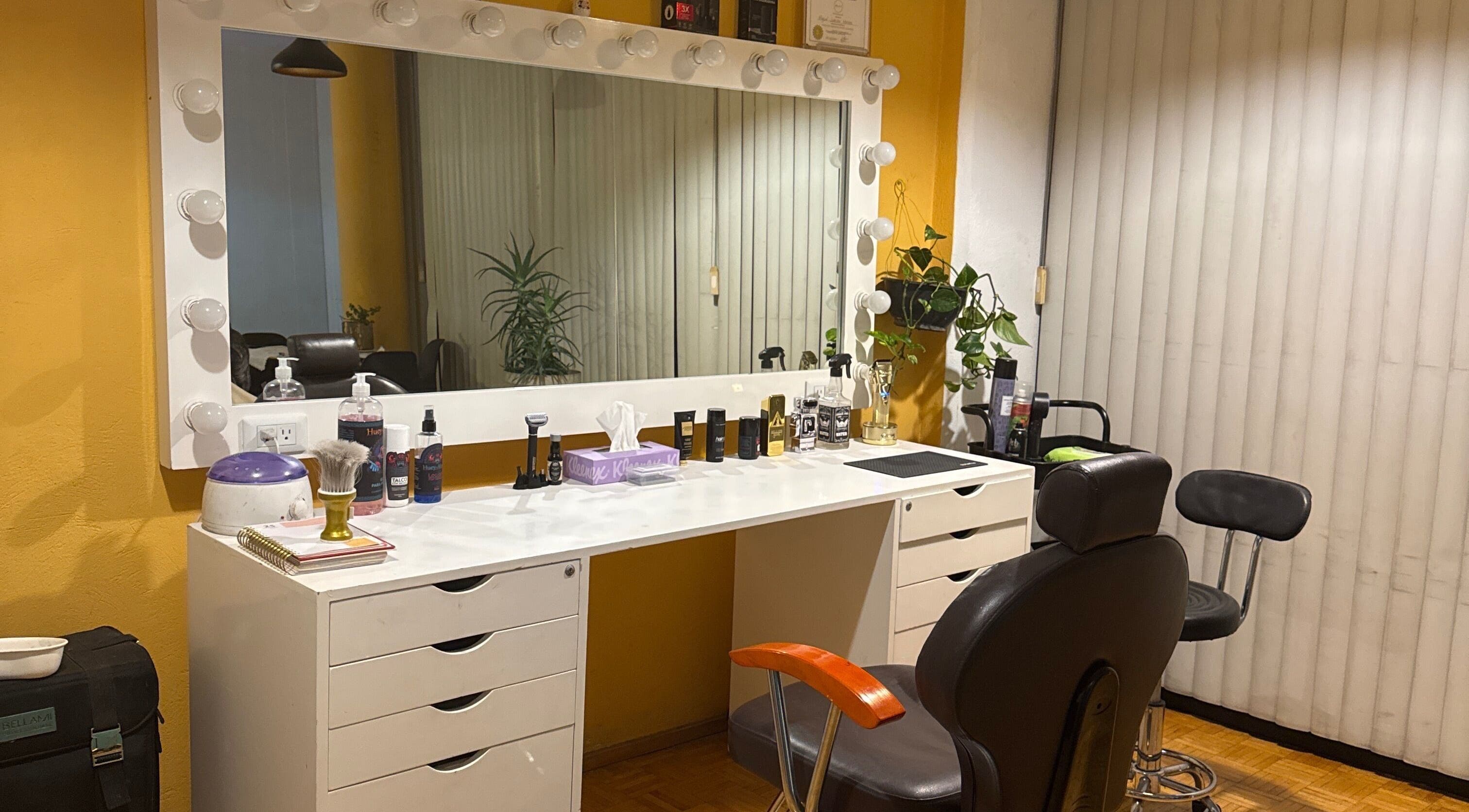 Mikellspa vanity setup at Ciudad De México, MX featuring a well-appointed beauty station.