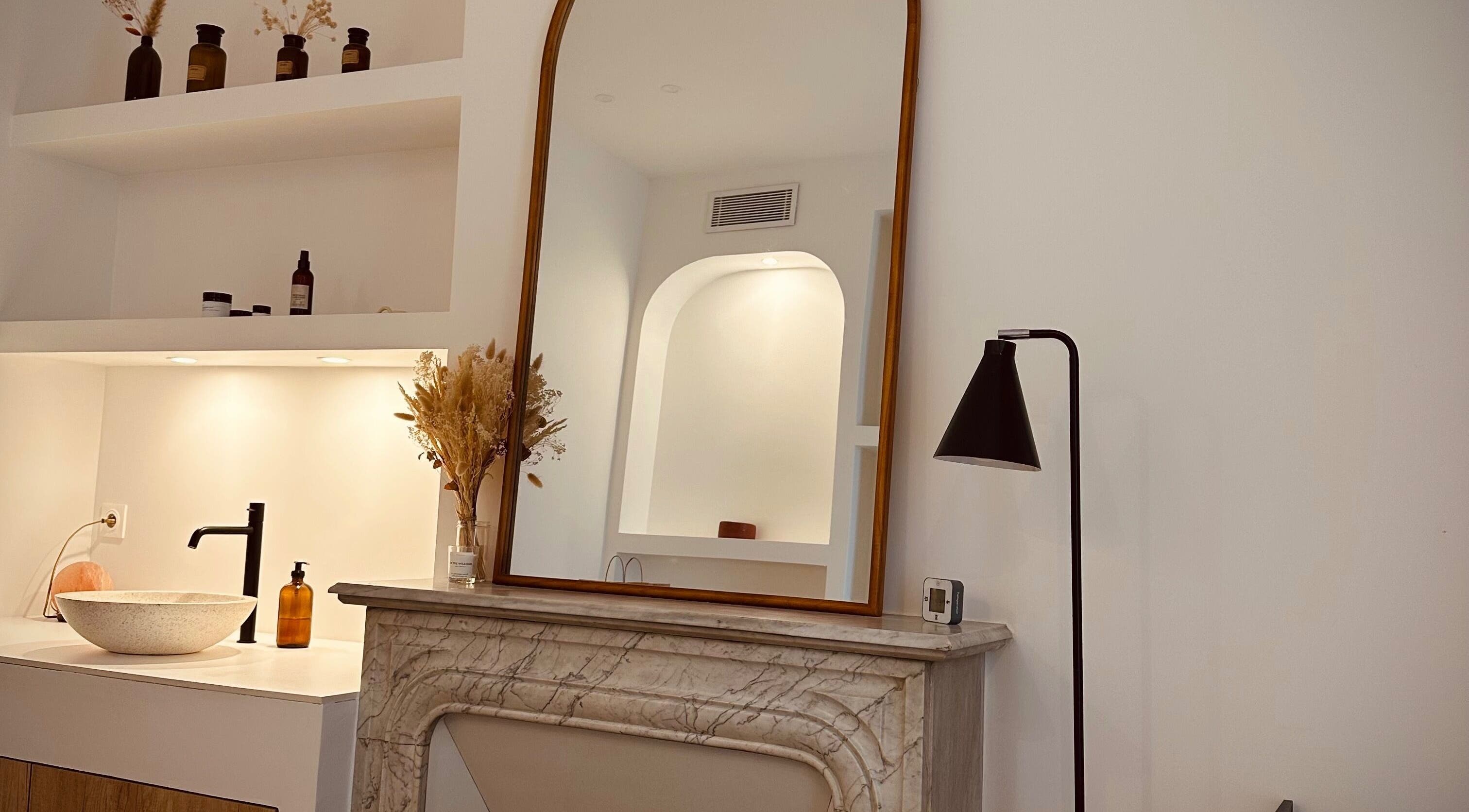 Chic vanity area at Perle Cabre, Nice, Provence-alpes-côte D'azur, FR, featuring modern decor.