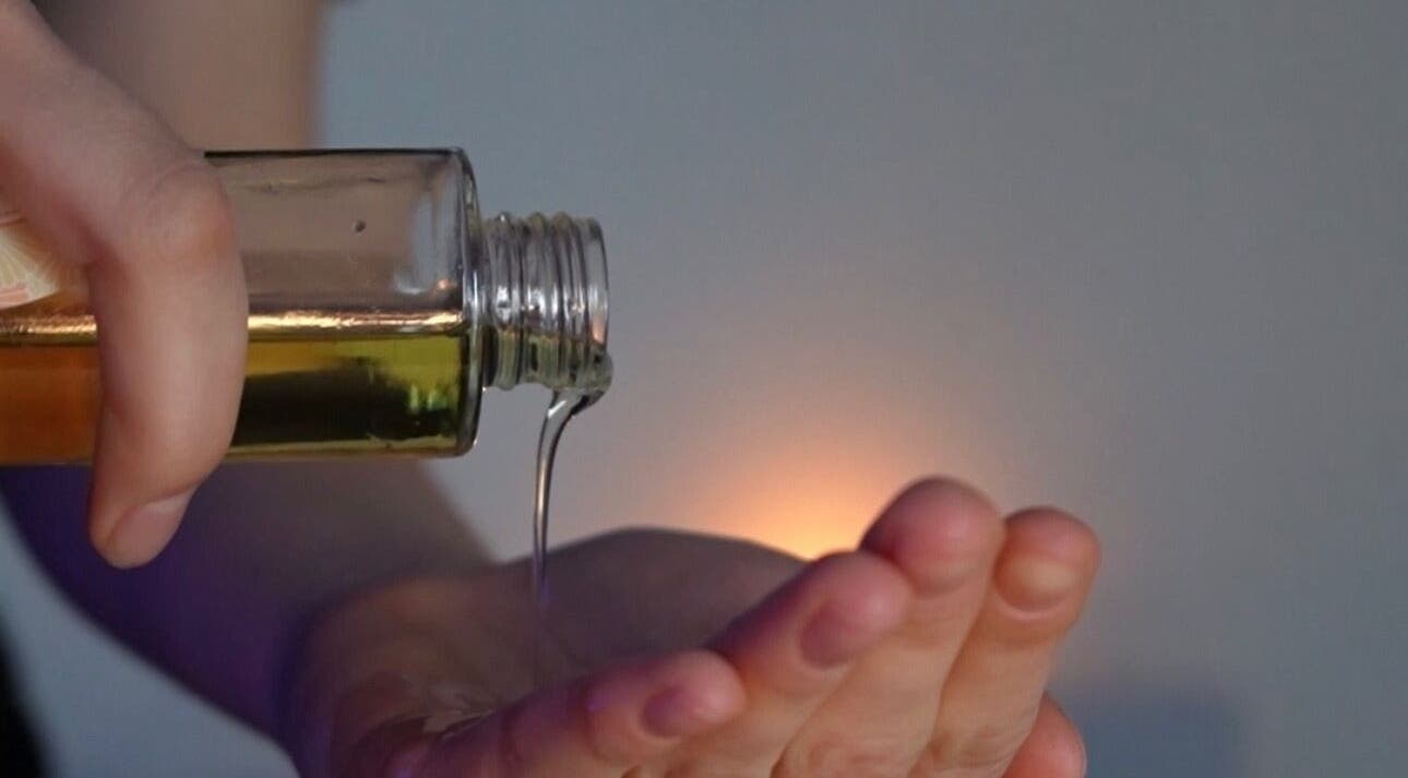 Relaxing oil being poured at Perle Cabre, Nice, Provence-alpes-côte D'azur, FR.