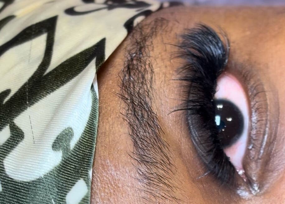 Beautifully styled eyebrow at THE URBAN ARTISAN, Lagos, Lagos, NG, showcasing expert beauty services.