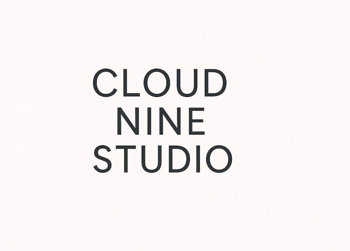 Логотип Cloud Nine Studio Massaje De Pijp в Амстердам, Noord-Holland, NL.