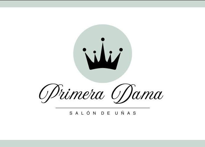 Logotipo de Primera Dama Salón de Uñas en Vilagarcía De Arousa, Pontevedra, ES. Diseño elegante y sofisticado.