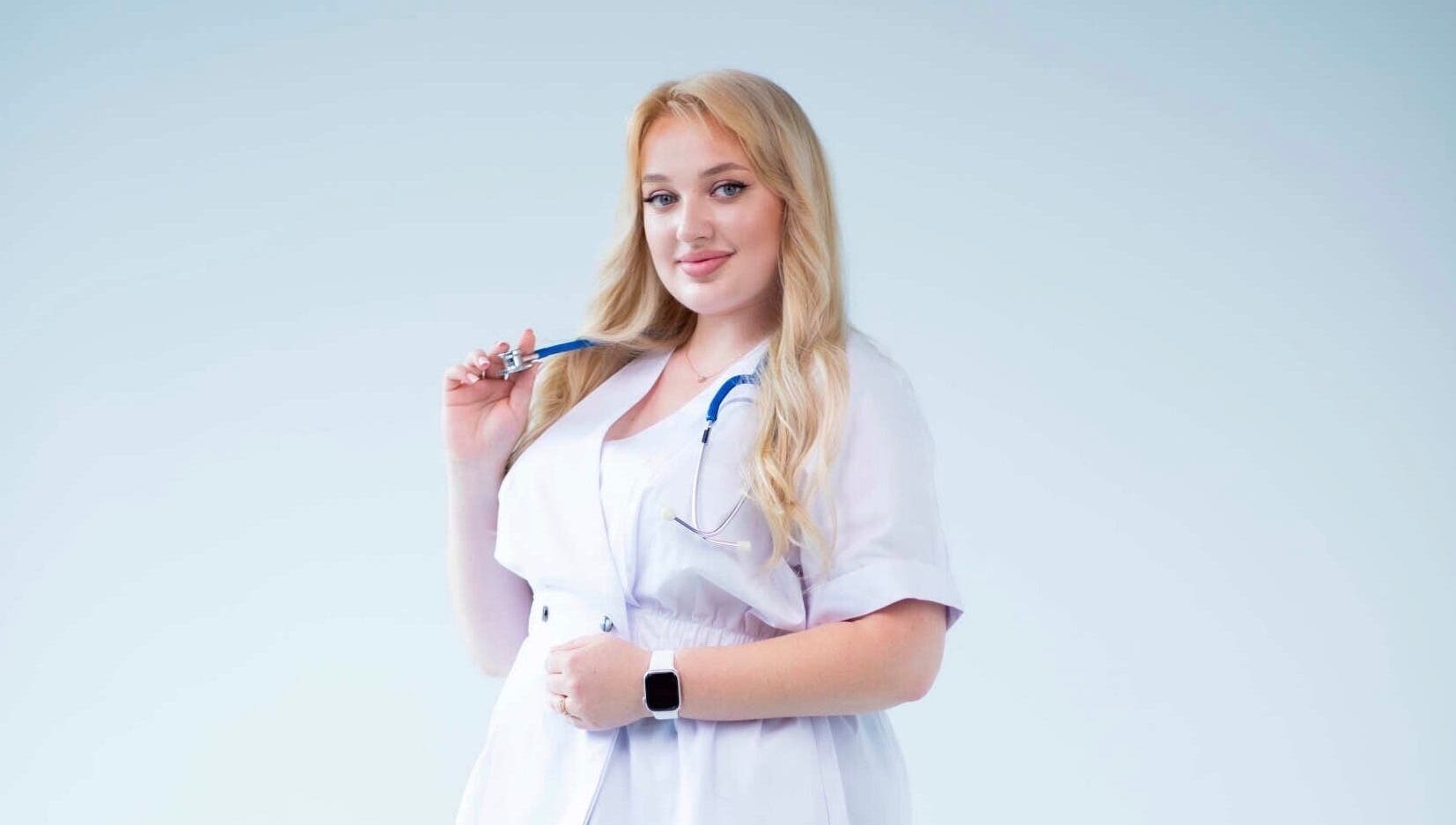 Доктор в белом халате в Dr.Tatiana Pohrebniak, Casablanca, Casablanca-settat, MA.