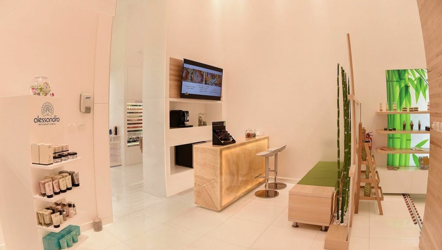 Physiomins Beauty Lounge Al Forsan Branch image 1