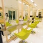 Physiomins Beauty Lounge, Corniche Branch
