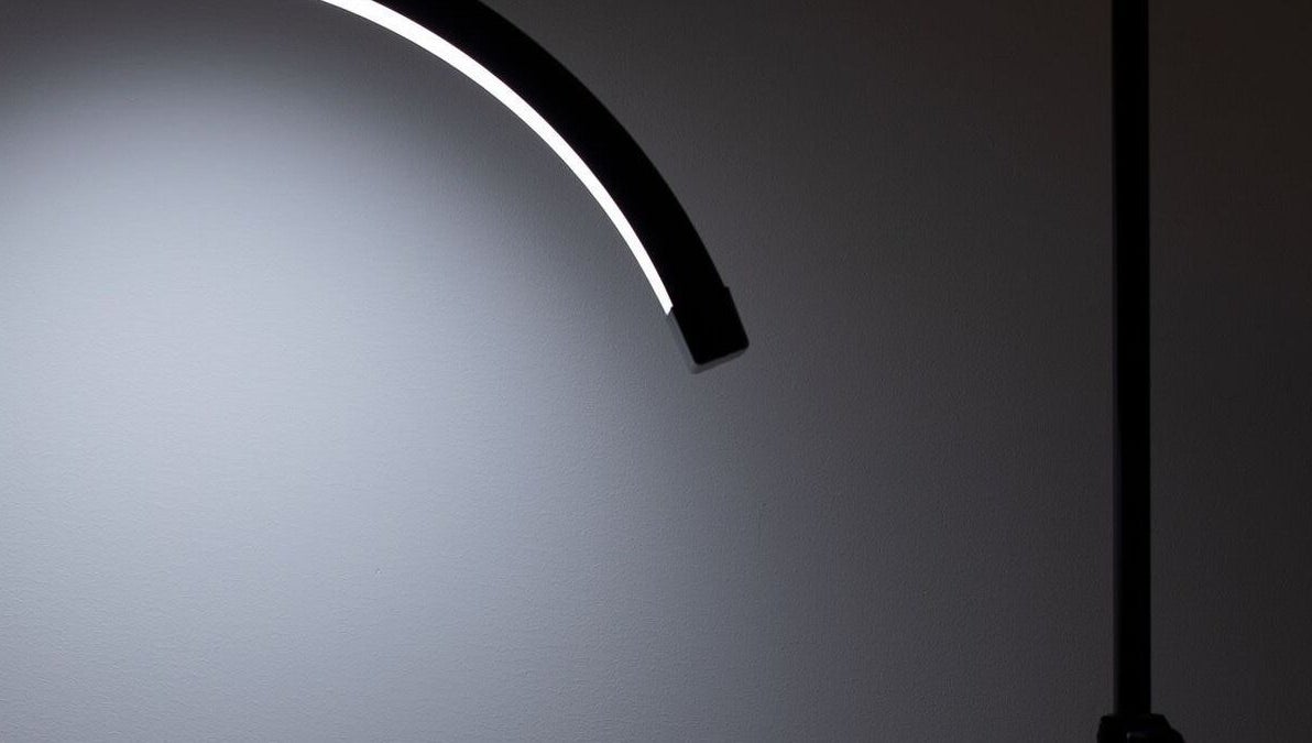 Luminaires modernes chez Diva Studio, Aigle, Vaud, CH créant ambiance raffinée.