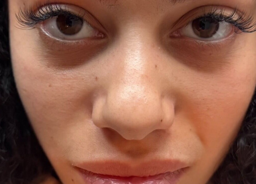 Sublimes cils rehaussés à Diva Studio, Aigle, Vaud, CH. Expérience beauté et bien-être incomparable.