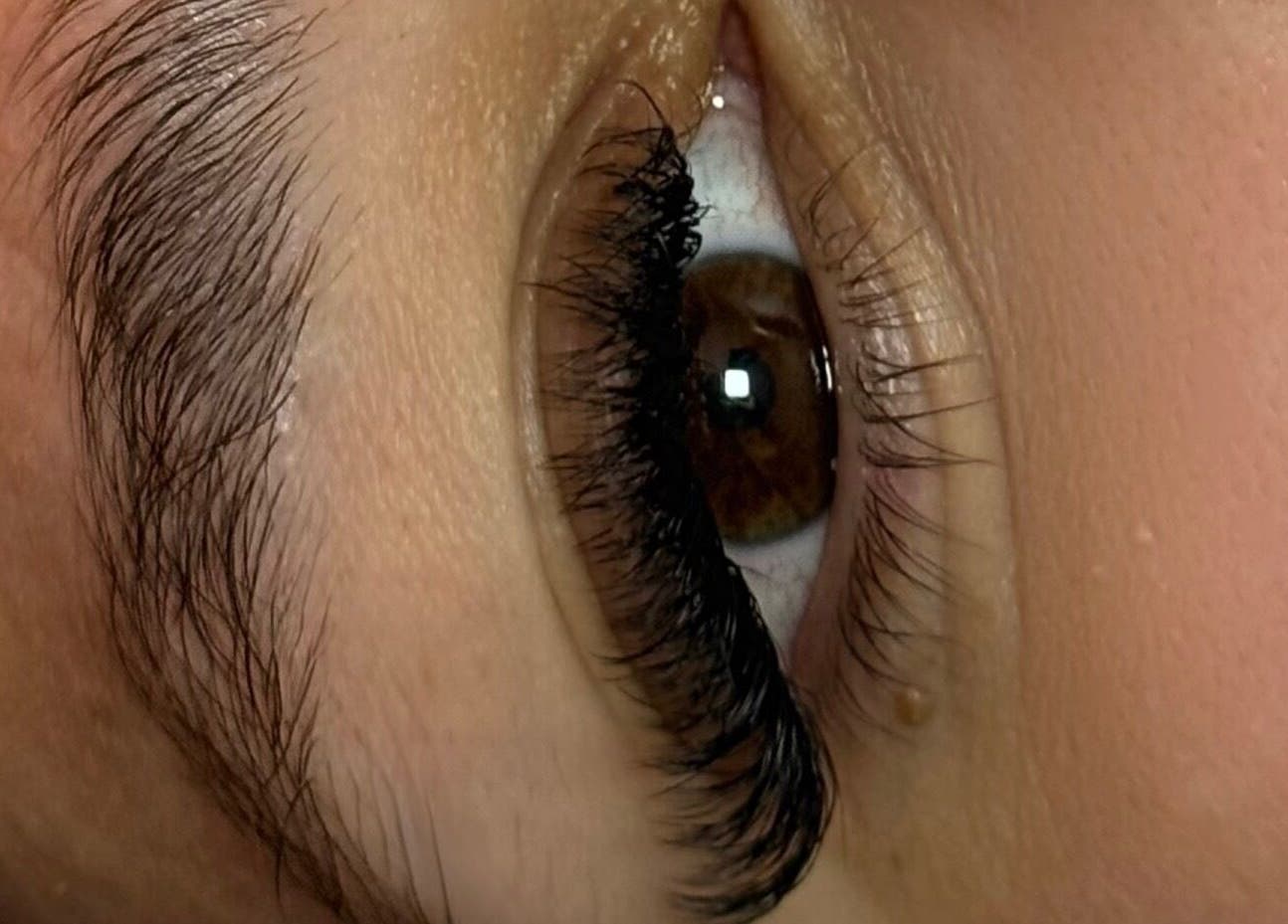 Close-up of expertly designed lashes at Carol Santos Lash Designer, São João Da Madeira, Aveiro, PT.