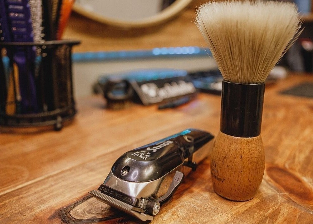 Herramientas de corte en BarberyandBeauty CR, Aserri, San José, CR. Experiencia de barbería y belleza impecable.