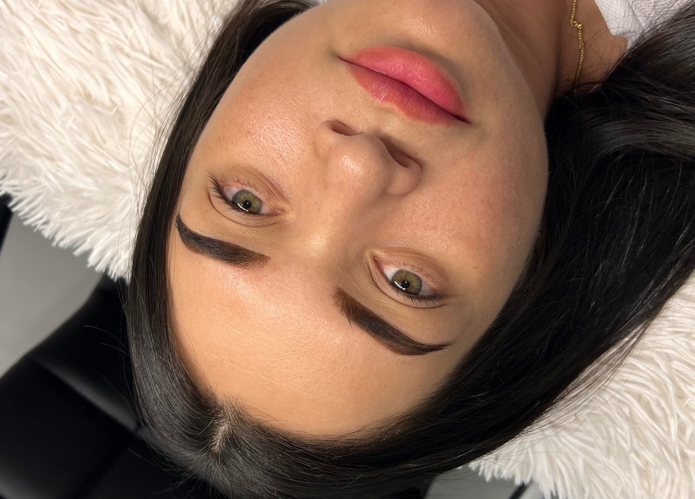 Close-up of flawless eyebrows from Carli Brow Lab in Lowell, Massachusetts, US, showcasing expert styling.