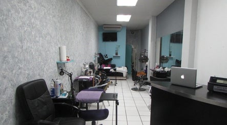Divinas Salon Professional Care, bild 2