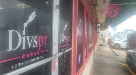 Exterior view of Divspr Professional Care in San Juan, San Juan, PR showcasing vibrant signage.