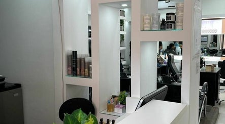 Aldo's Salon Hair Wellness Panama – obraz 2
