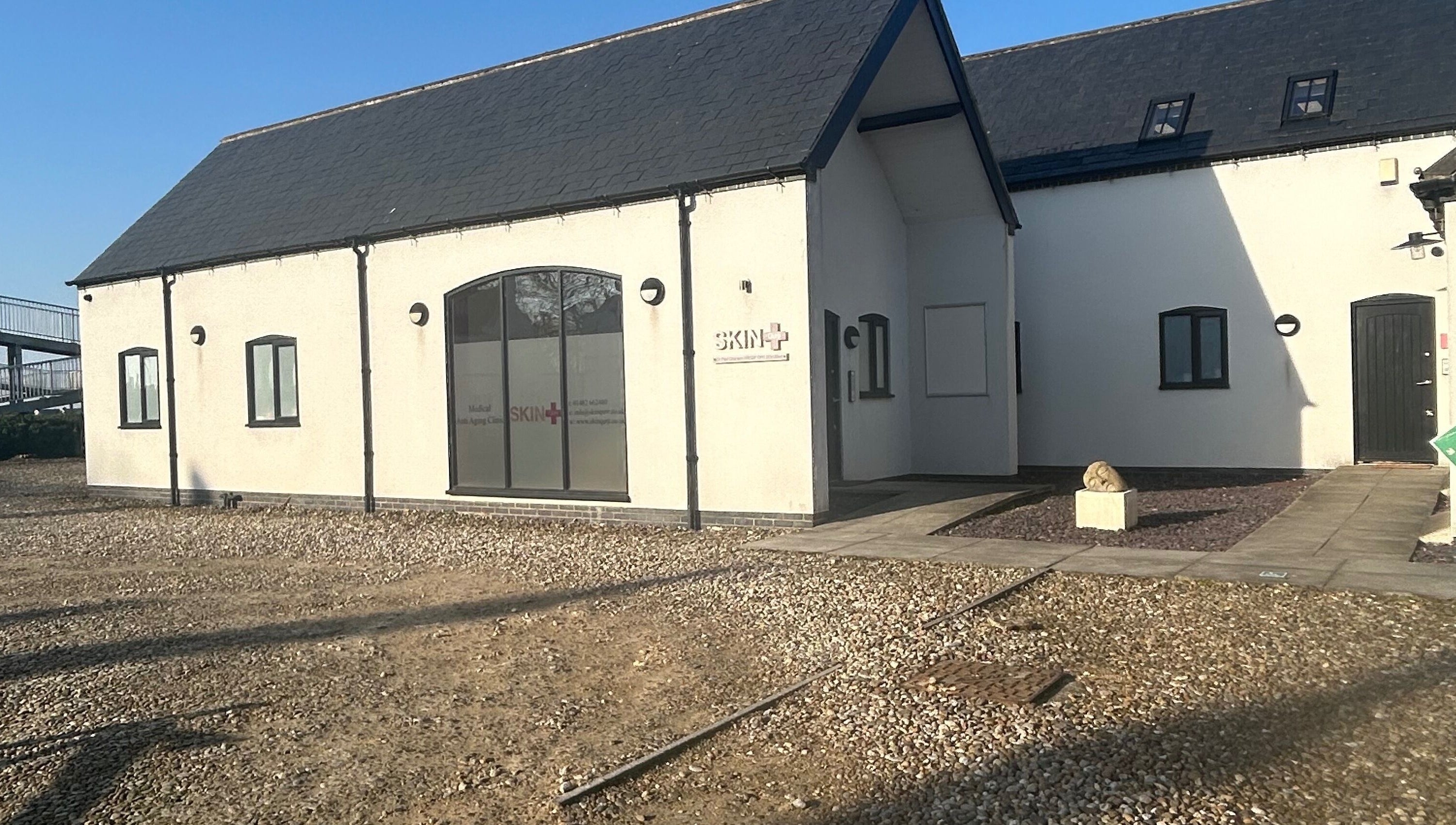 Exterior view of Beverley @ Akina hair salon in Hull, England, GB with modern architecture.