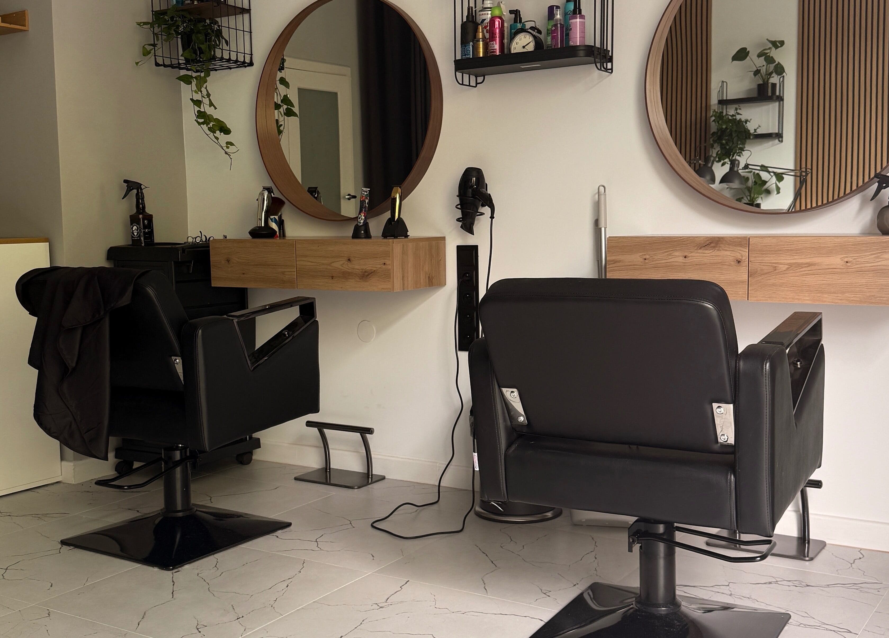 Современный интерьер салона BEATY LAB 4U в Варшаве, Województwo Mazowieckie, PL.