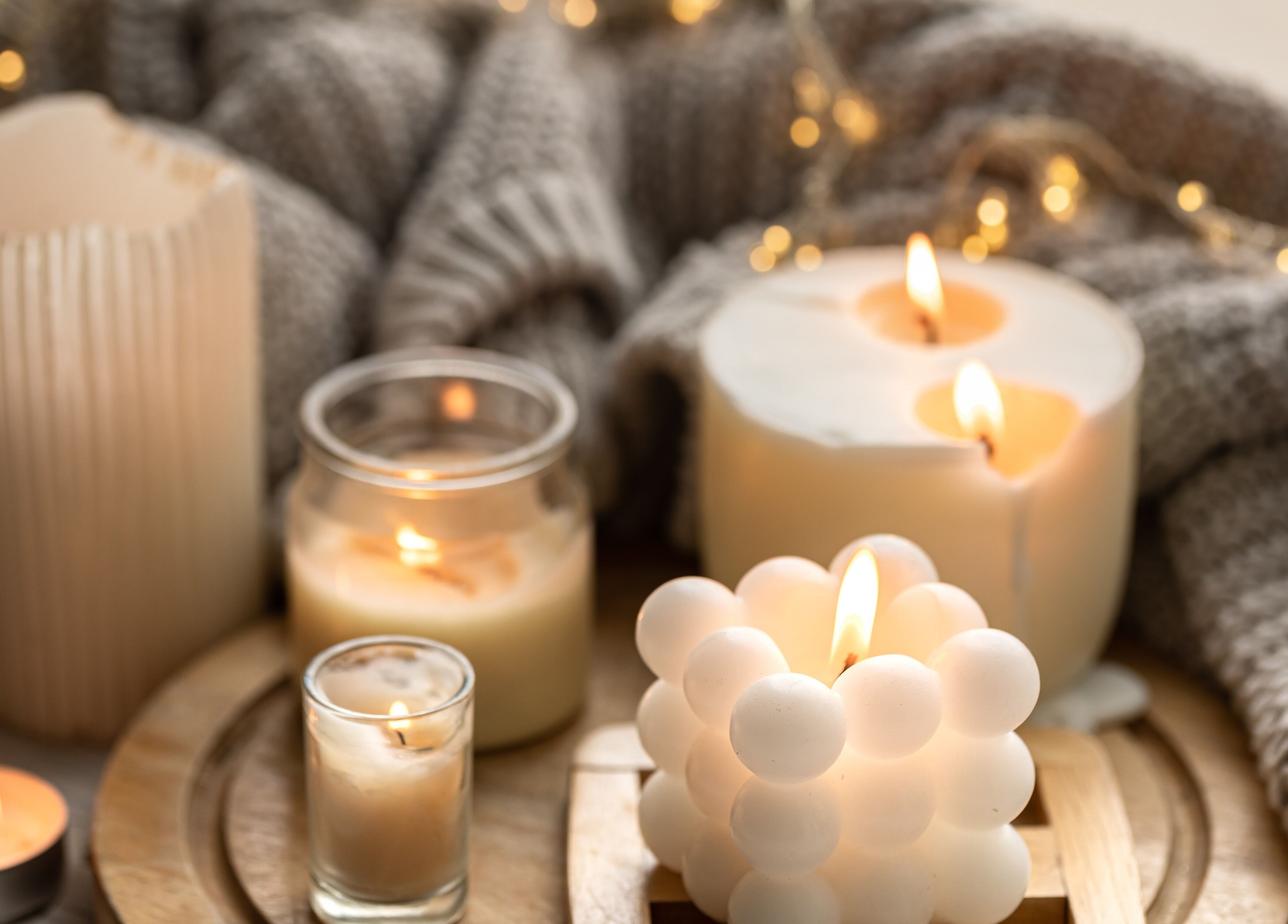 Candles creating a warm ambiance at Alex Mobile Massage in London, England, GB, enhancing relaxation.