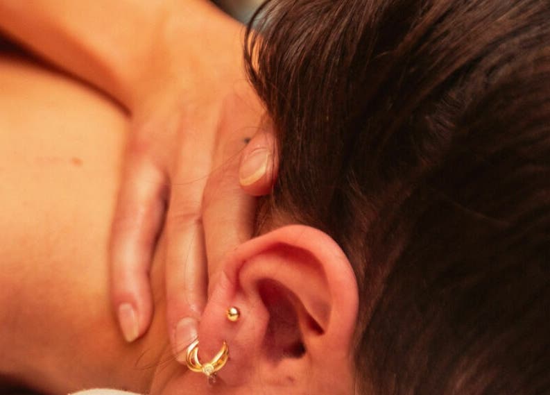 Massage relaxant au L'Absolu Spa, centre de bien-être à Montréal, Québec, CA.