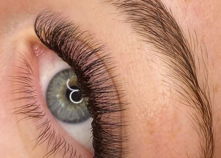 Close-up of expertly enhanced eyelashes at Carlene’s Lashes, Courtice, Ontario, CA.