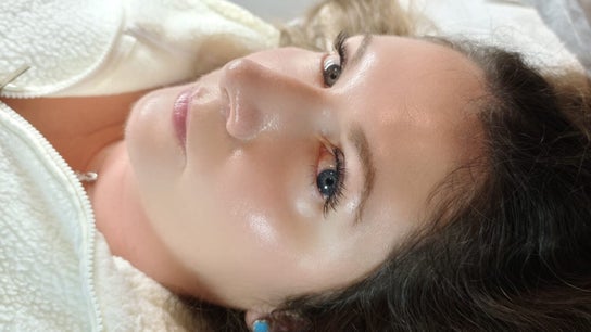 Lashes and massage by Karina East Preston