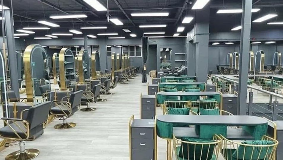 Luxurious salon at Pretoria Dreadlocks, Pretoria, Gauteng, ZA with chic styling stations and plush seating.