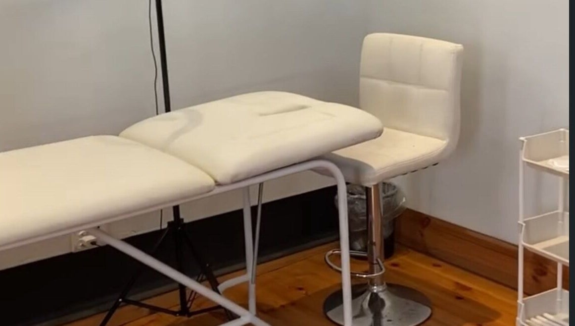 Comfortable beauty chair and bed at Lashed by Tee, Cape Town, Western Cape, ZA.