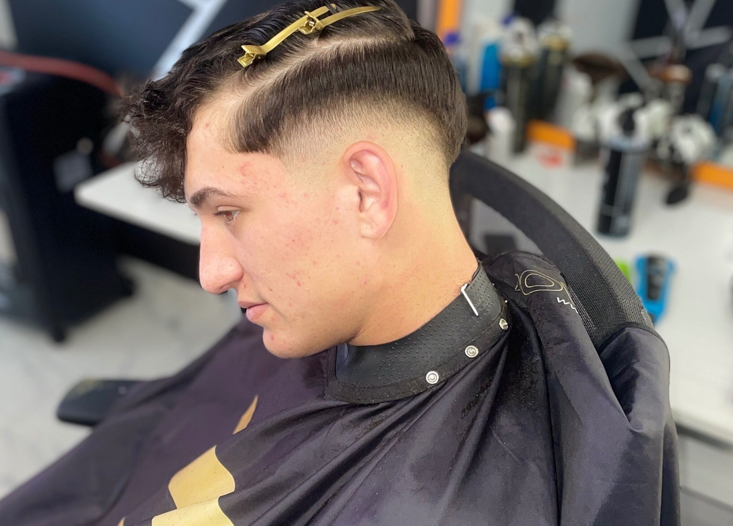 Tuns modern la Andrei Barber, Tăriceni, Județul Prahova, RO, într-un cadru profesional.