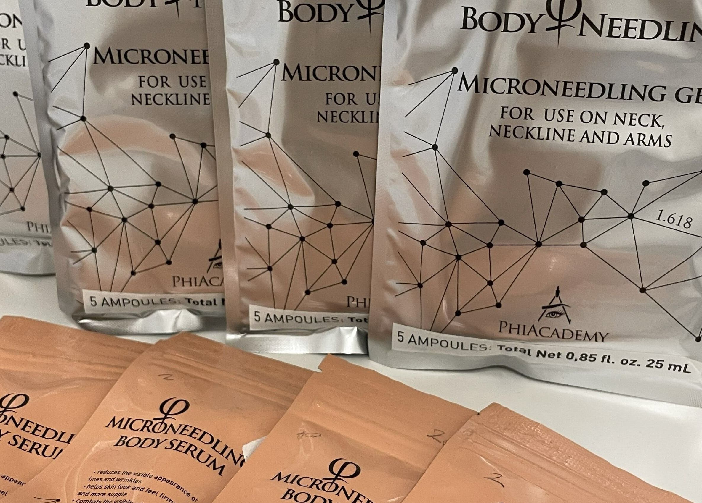 Microneedling serum and gel at JVB Beauty & The Brows in Genève, Genève, CH for enhanced skin rejuvenation.