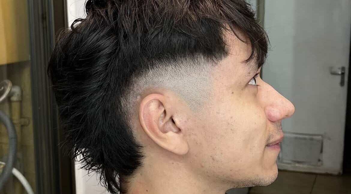 Estiloso corte en Jorgitobarber, Quilicura, Región Metropolitana, CL, con un perfil moderno y elegante.