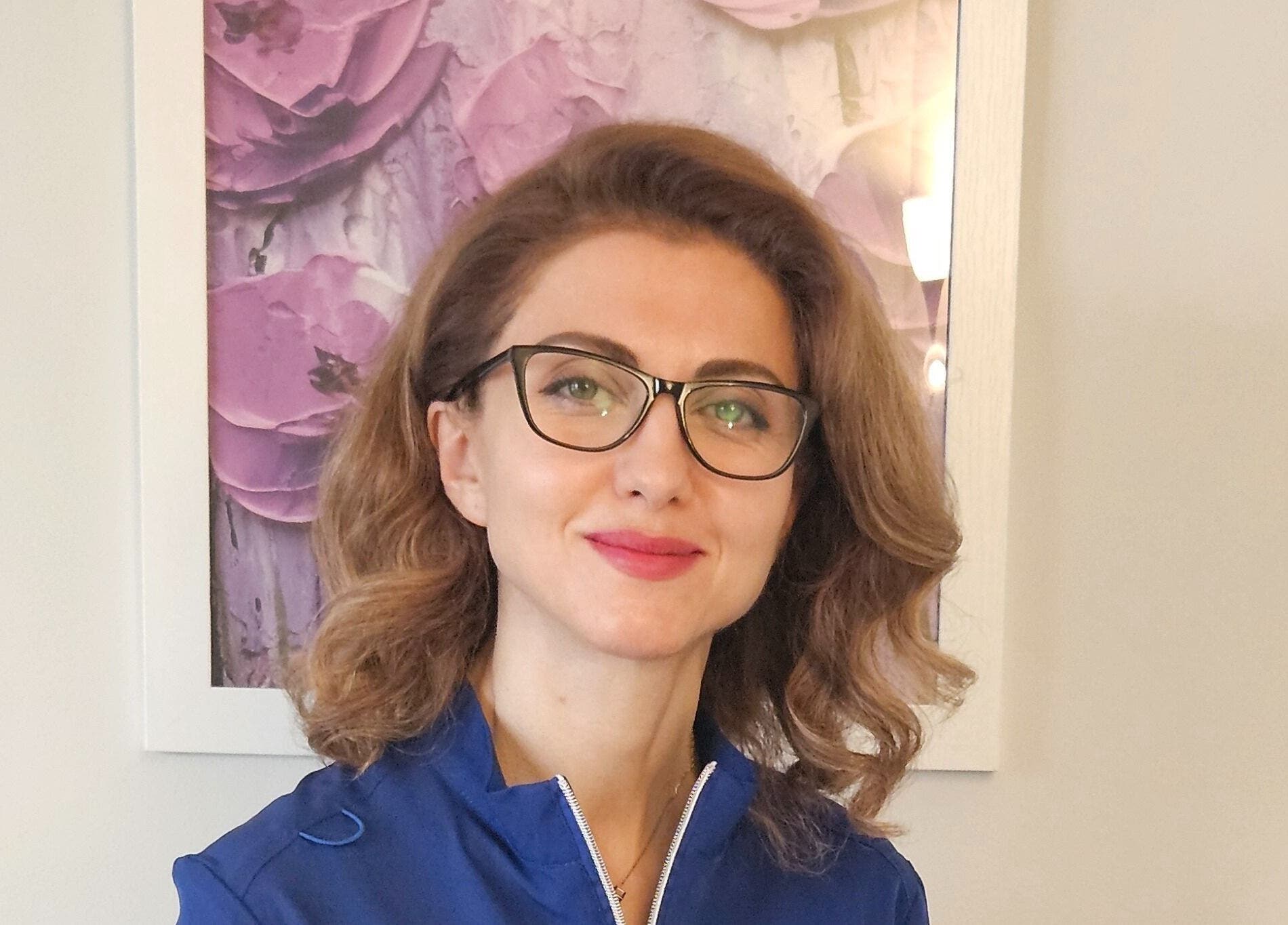 Kristine Hovhannisyan at Harmonie KE, Laval, Québec, CA, with elegant decor.