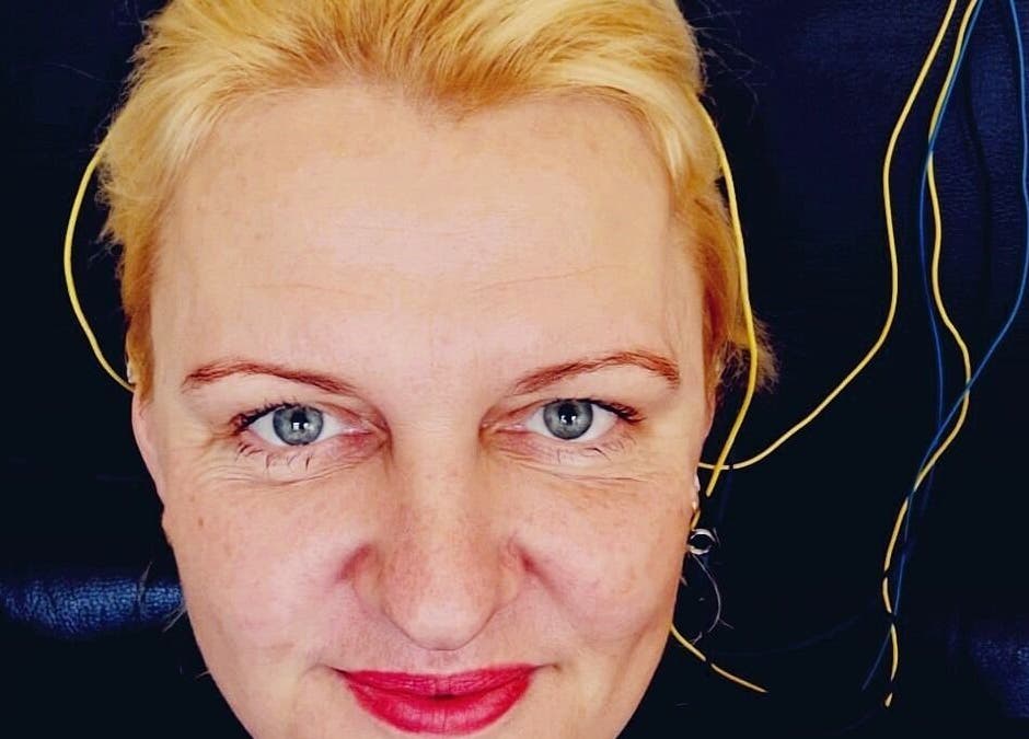 Calming relaxation session at RigaBrain in Rīga, LV enhances wellness and peace with client focus.