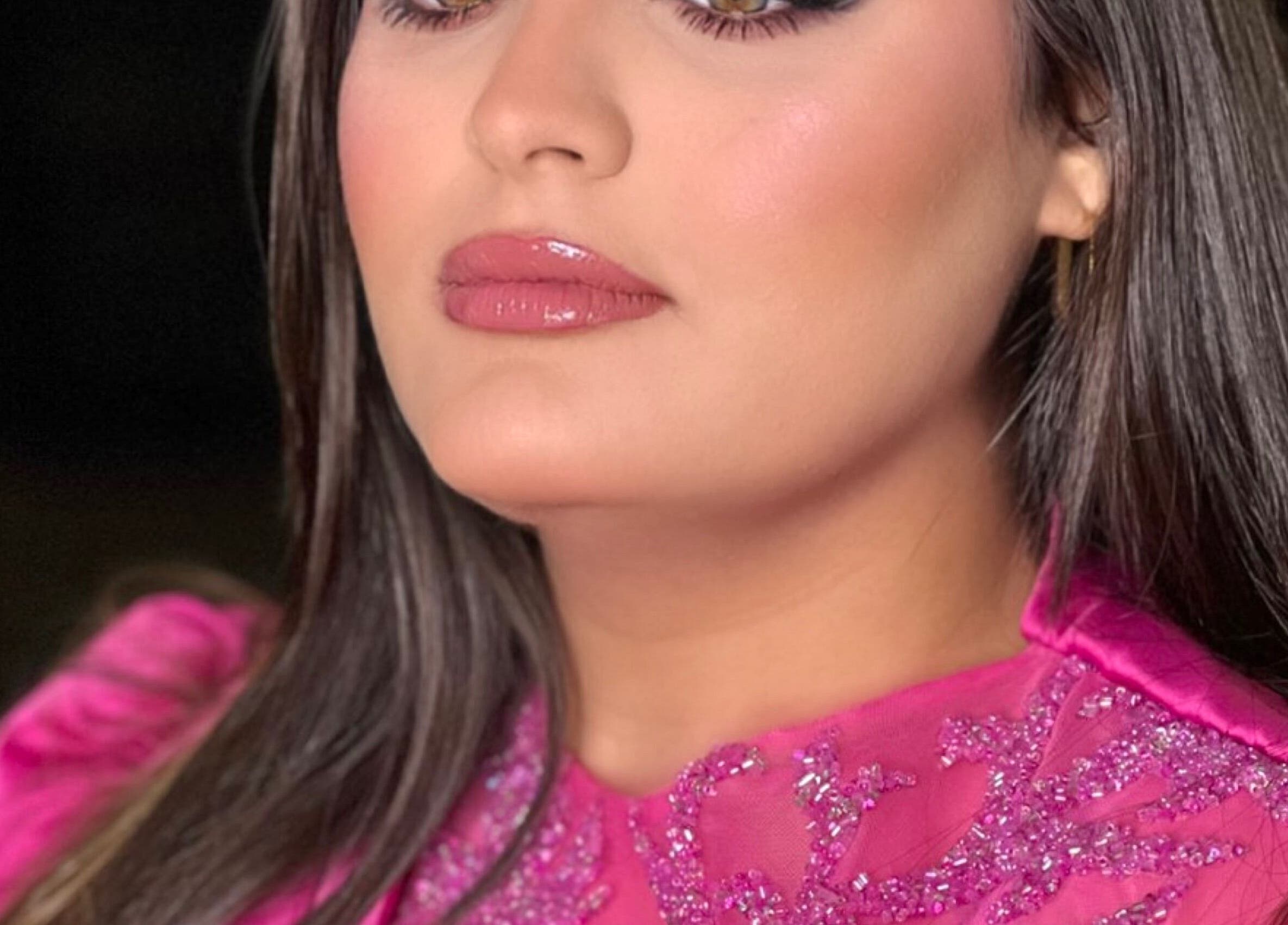 Elegant makeup showcase at Glam by Sara, Harrisburg, Pennsylvania, US, highlighting subtle beauty.