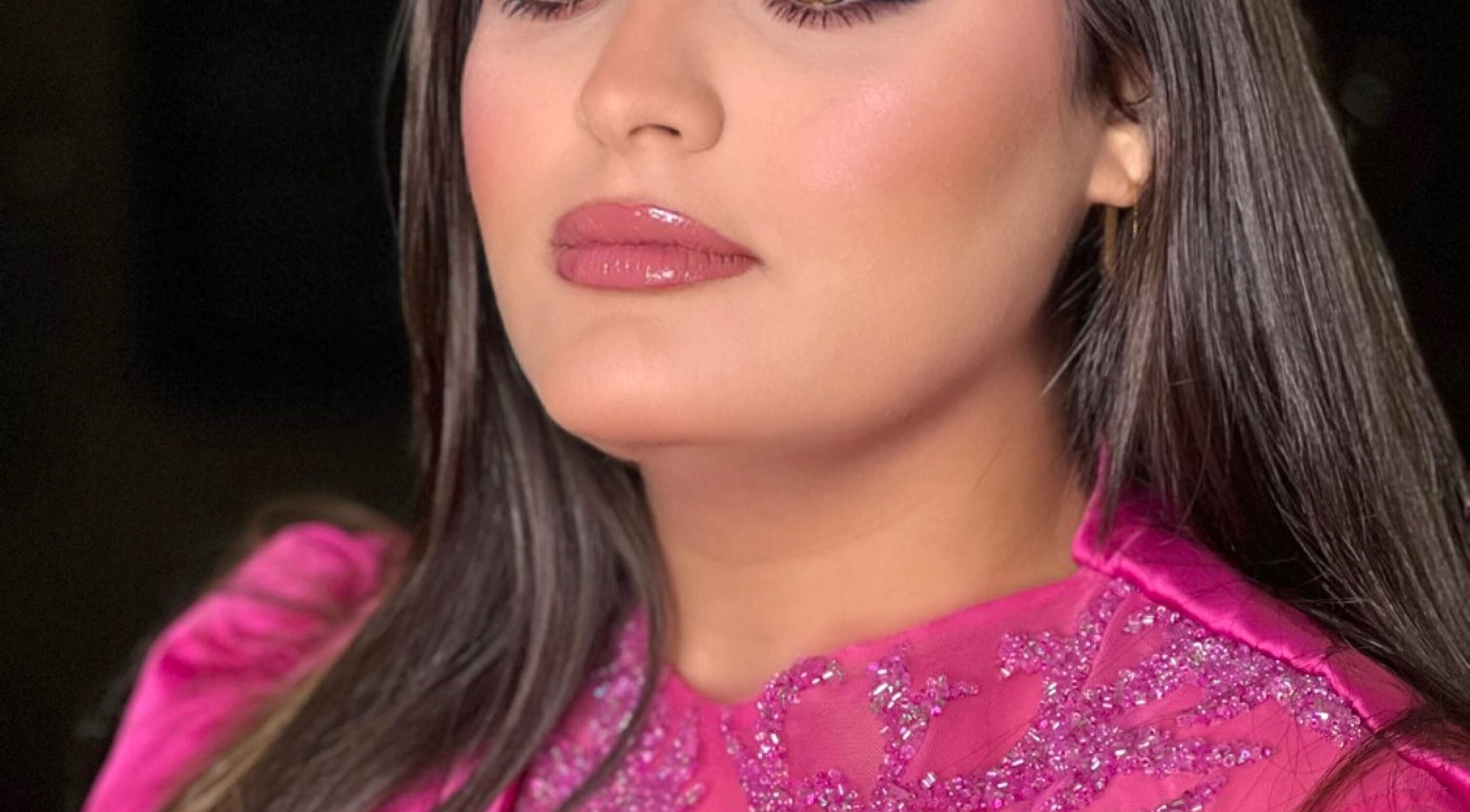 Elegant makeup showcase at Glam by Sara, Harrisburg, Pennsylvania, US, highlighting subtle beauty.