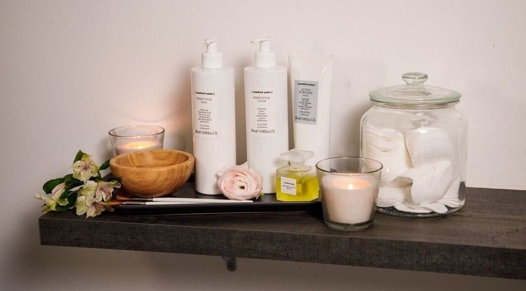 Prodotti per la cura della pelle presso Hs Make-Up & Beauty Lab, Grugliasco, Piemonte, IT.