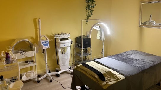 Healing Hands Massage &Facial SPA