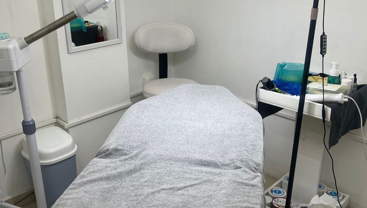 Treatment room at Clínica Razo Plaza Sorrento, San Agustín, Jalisco, MX for beauty and wellness services.