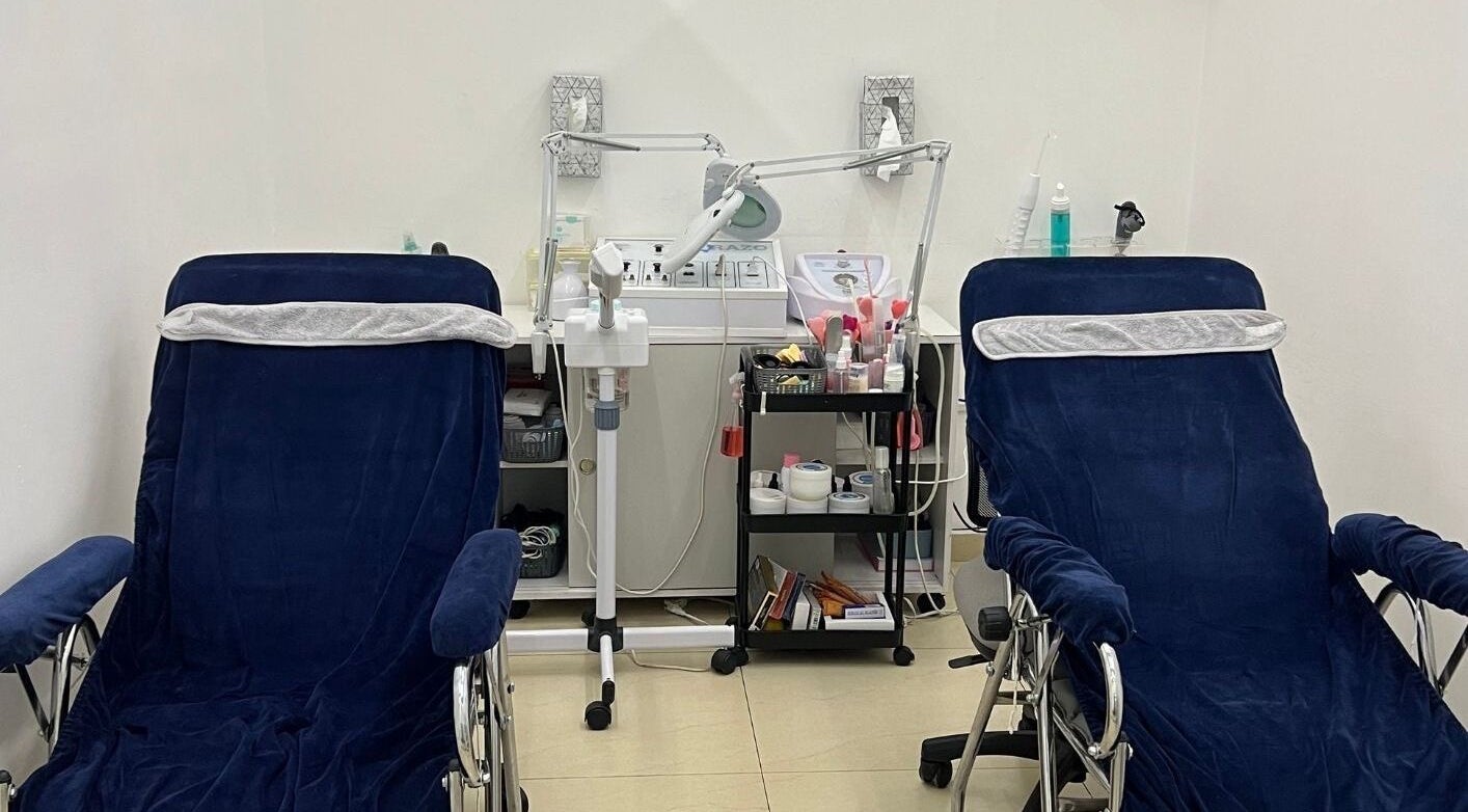 Comfortable treatment chairs at Clínica Razo Plaza Sorrento, San Agustín, Jalisco, MX offering premium wellness.