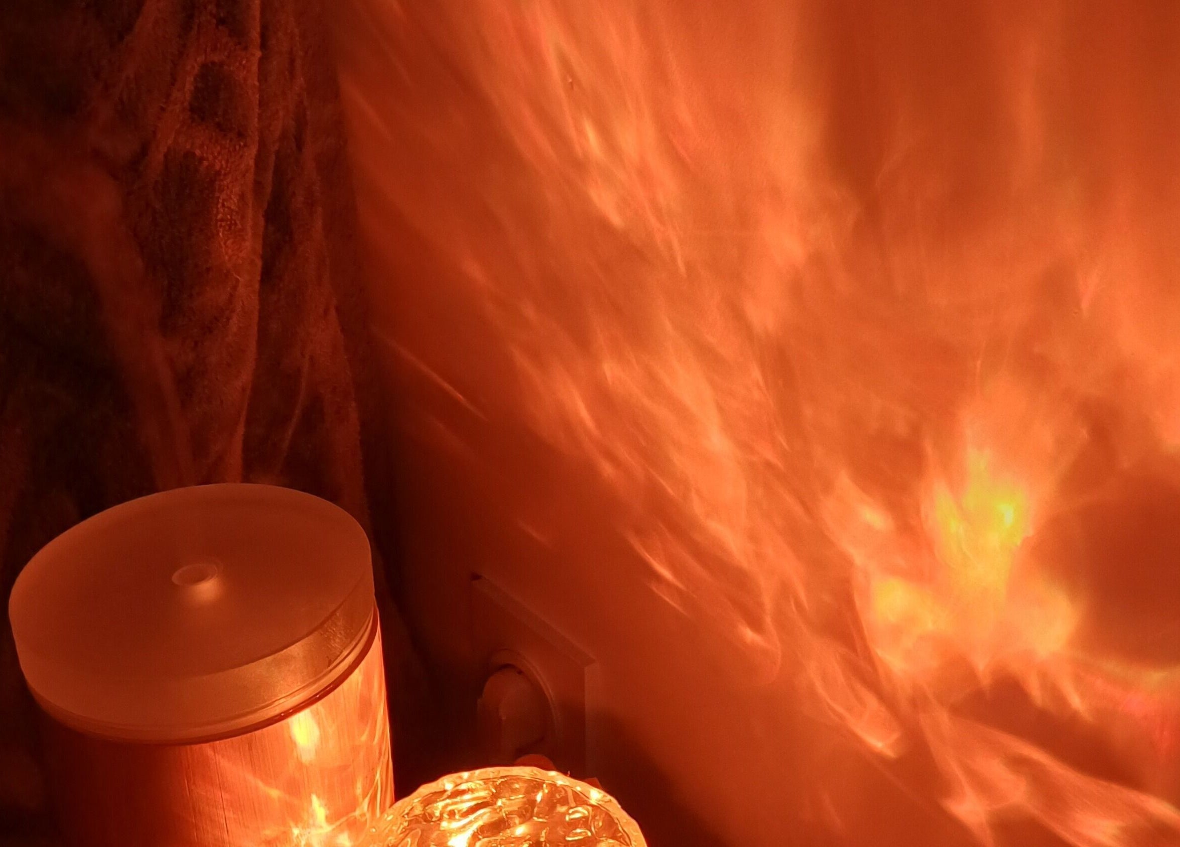 Ambiance chaleureuse avec luminaire au centre de Nutrition et bien être avec Hélène à Frontignan, Occitanie, FR.