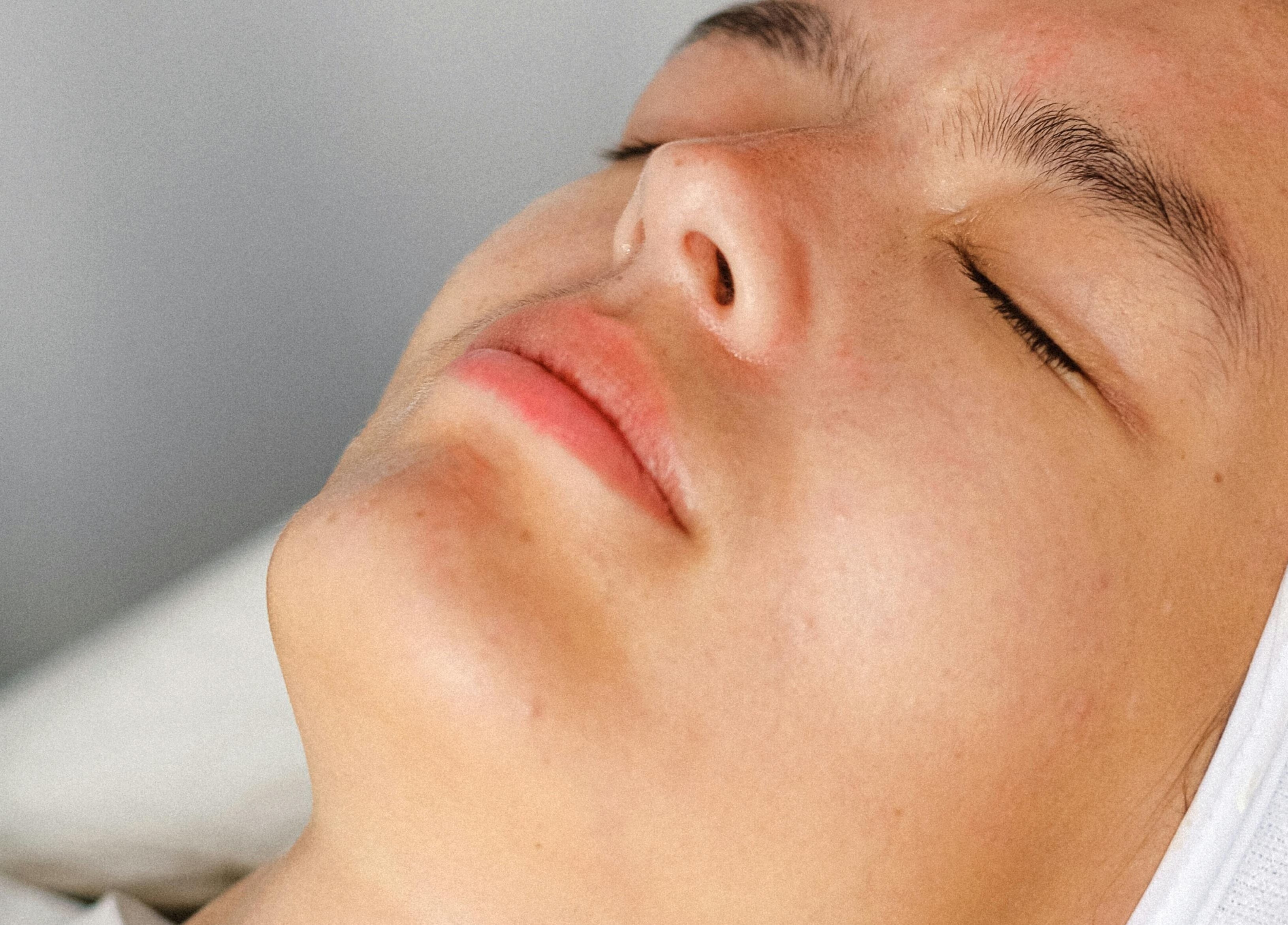 Tratamiento facial en Luxotio, Barcelona, Catalunya, ES. Relajación y cuidado personal.