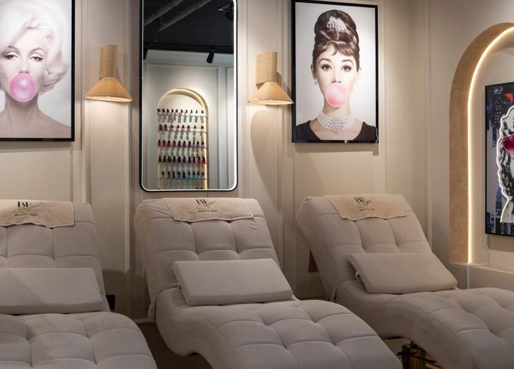 Luxurious lounge with iconic art at Beauty Edit Dubai, a premier wellness venue in Dubai, AE.