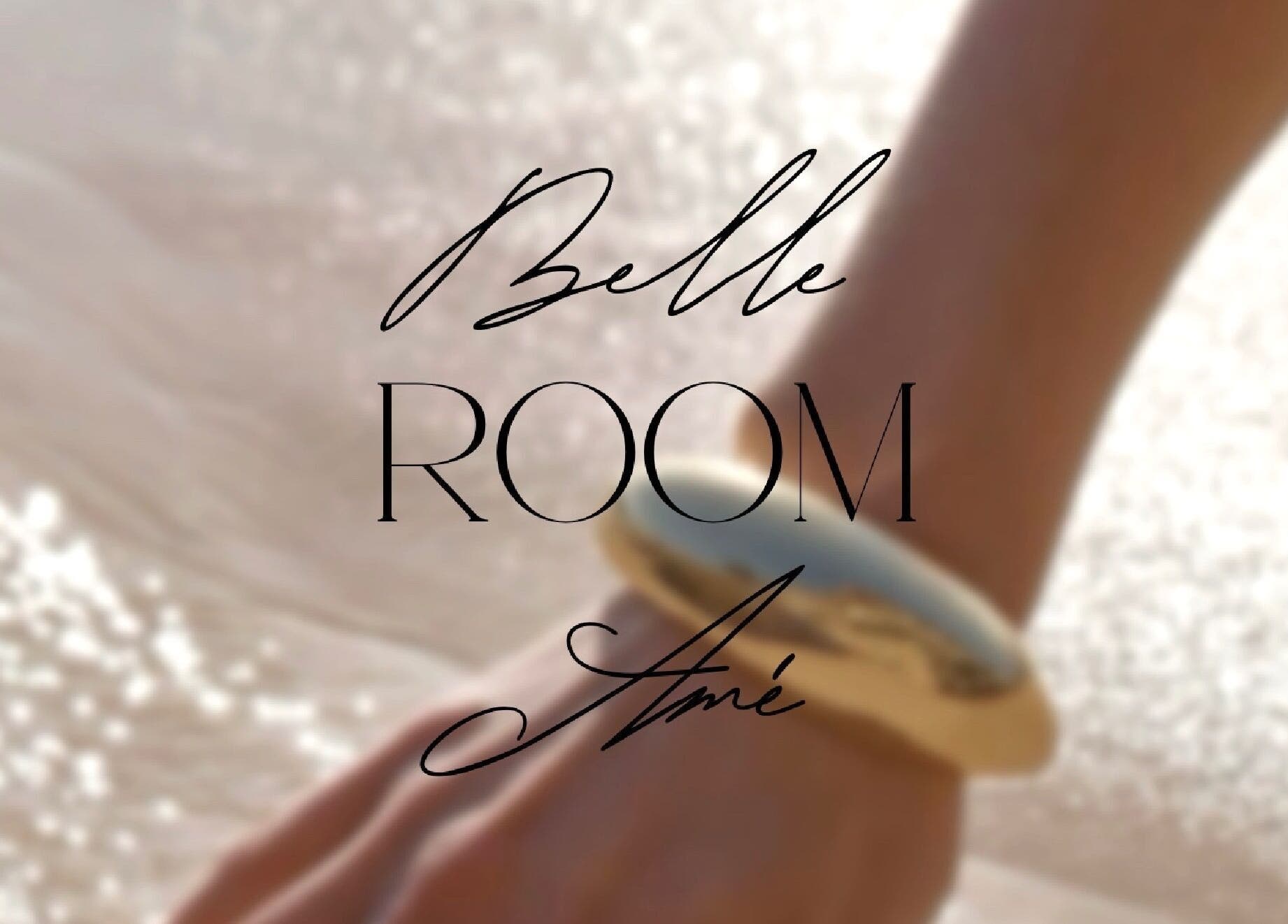 Close-up of a hand with a bracelet at Belle Amé Room, Zürich, Zürich, CH, epitomizing elegance and tranquility.