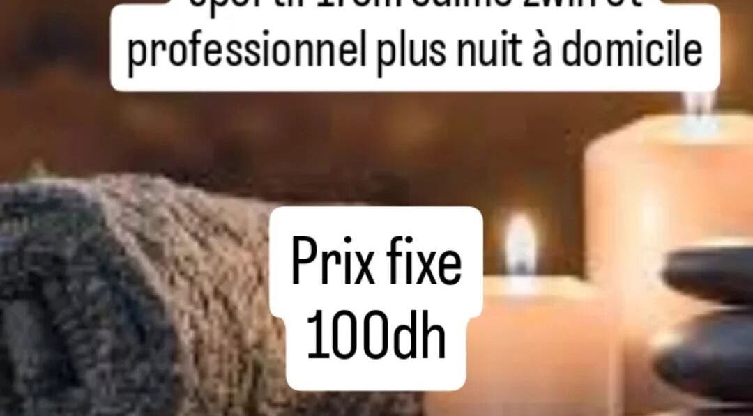 شموع منشأة Massage complet avec finition pour les femmes à domicile في الدار البيضاء، مع مناشف وديكور سبا.