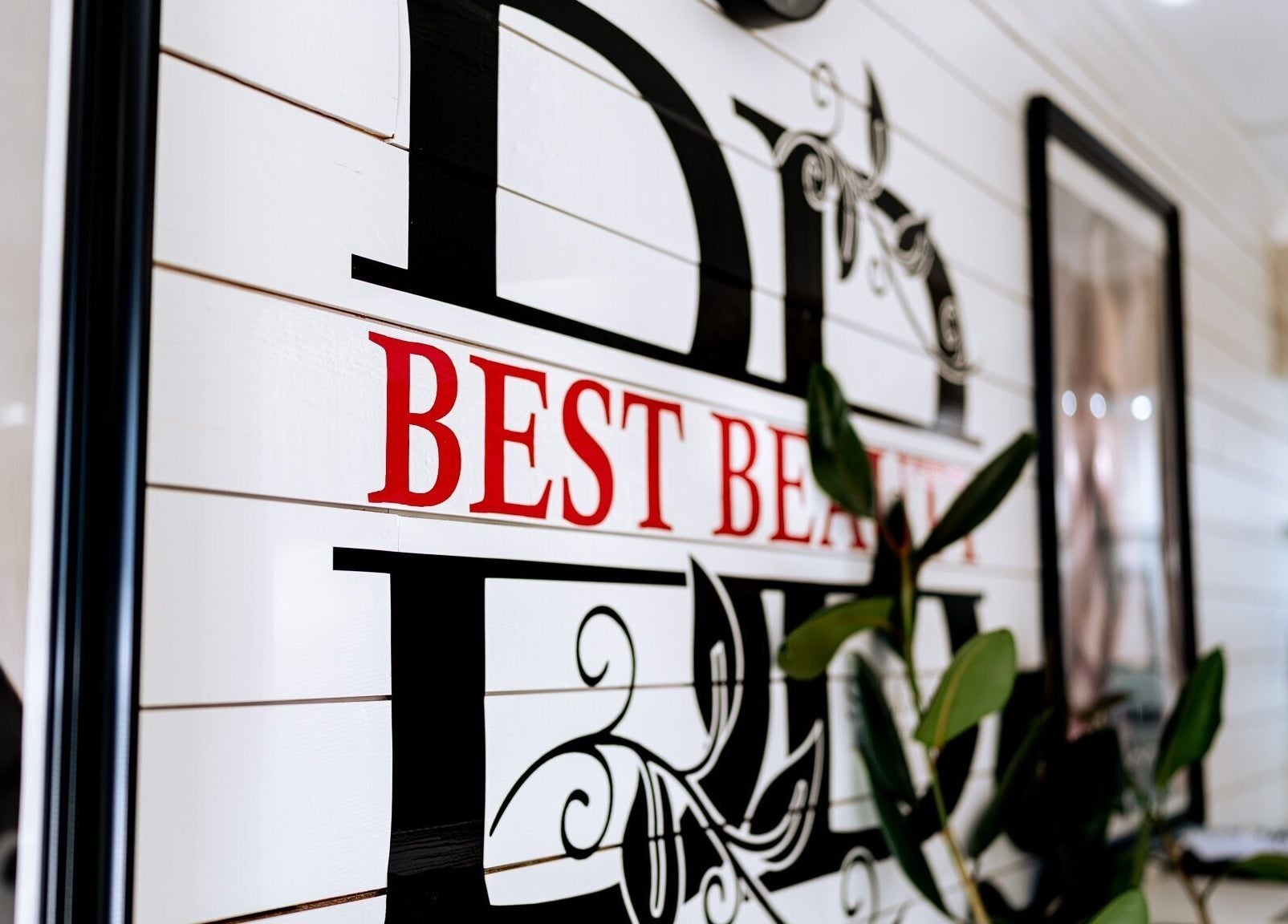 Stylish signage at Best Beauty Salon in Spring, Texas, US, featuring elegant design elements.