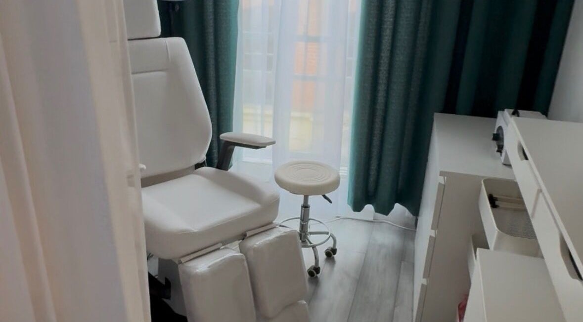LuxFase&Beauty spa chair and equipment in serene treatment room, Dublin, County Dublin, IE