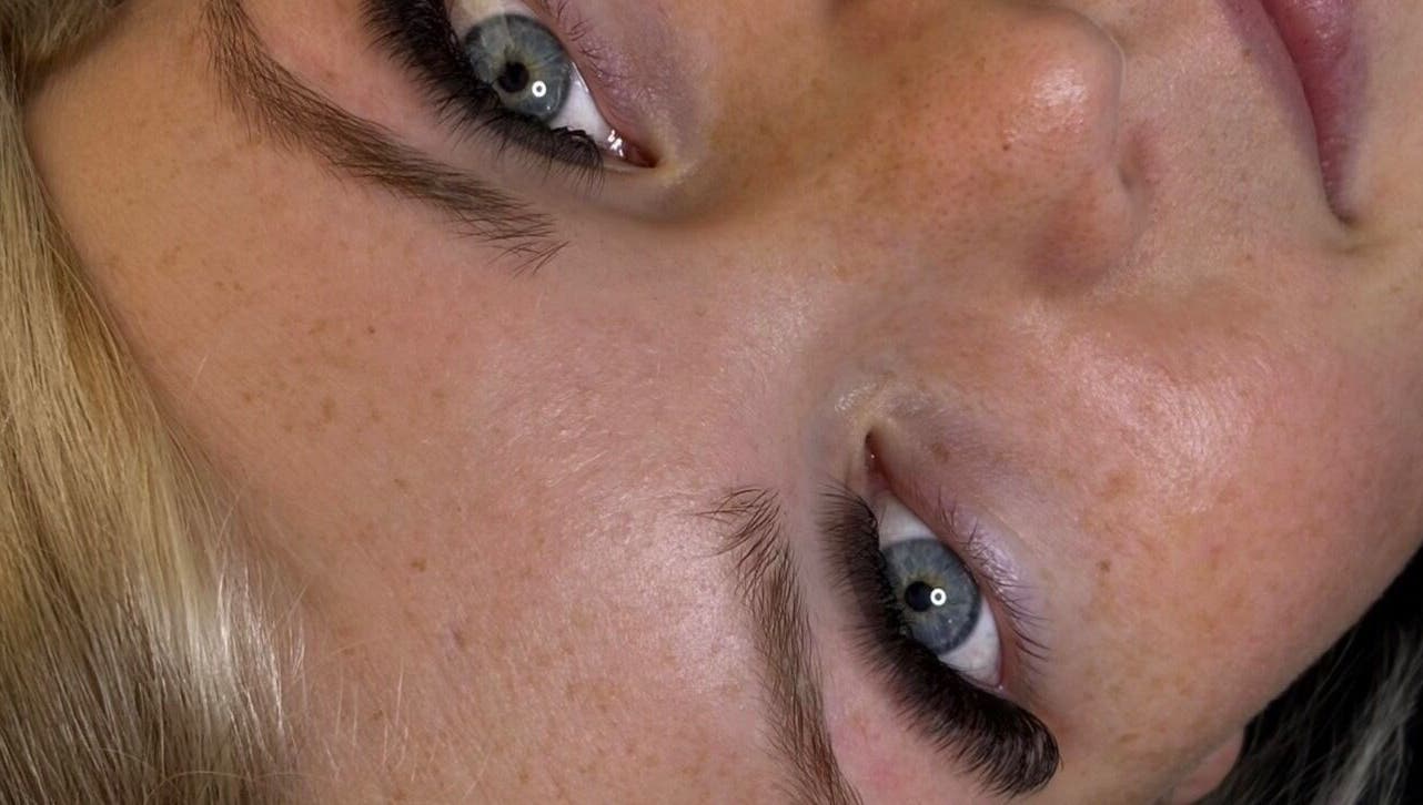 Close-up of expertly done eyelashes at eyesbyellie in Mandurah, Western Australia, AU.