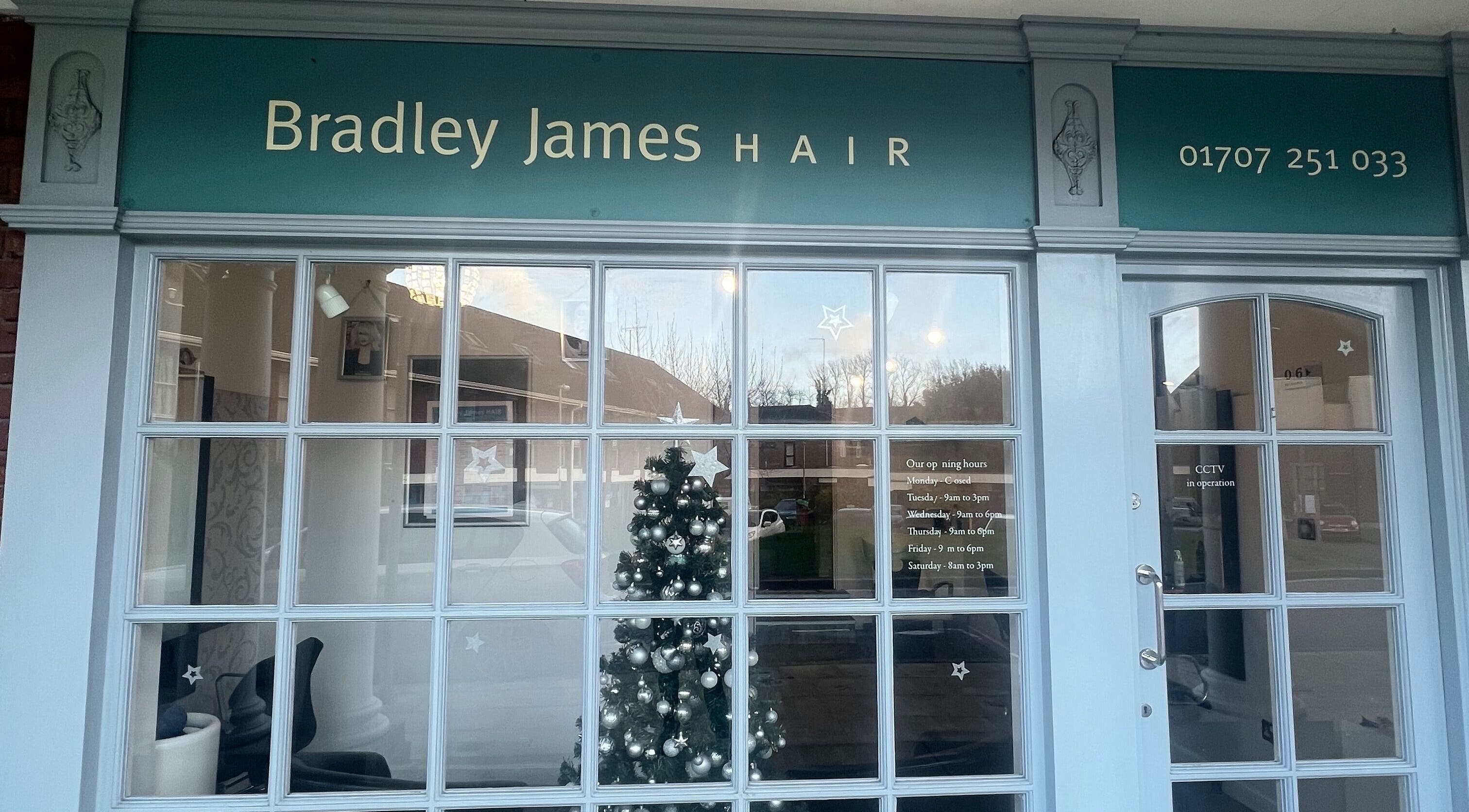 Front view of Bylivbeevor in Hatfield, England, GB showcasing festive decor and modern styling.