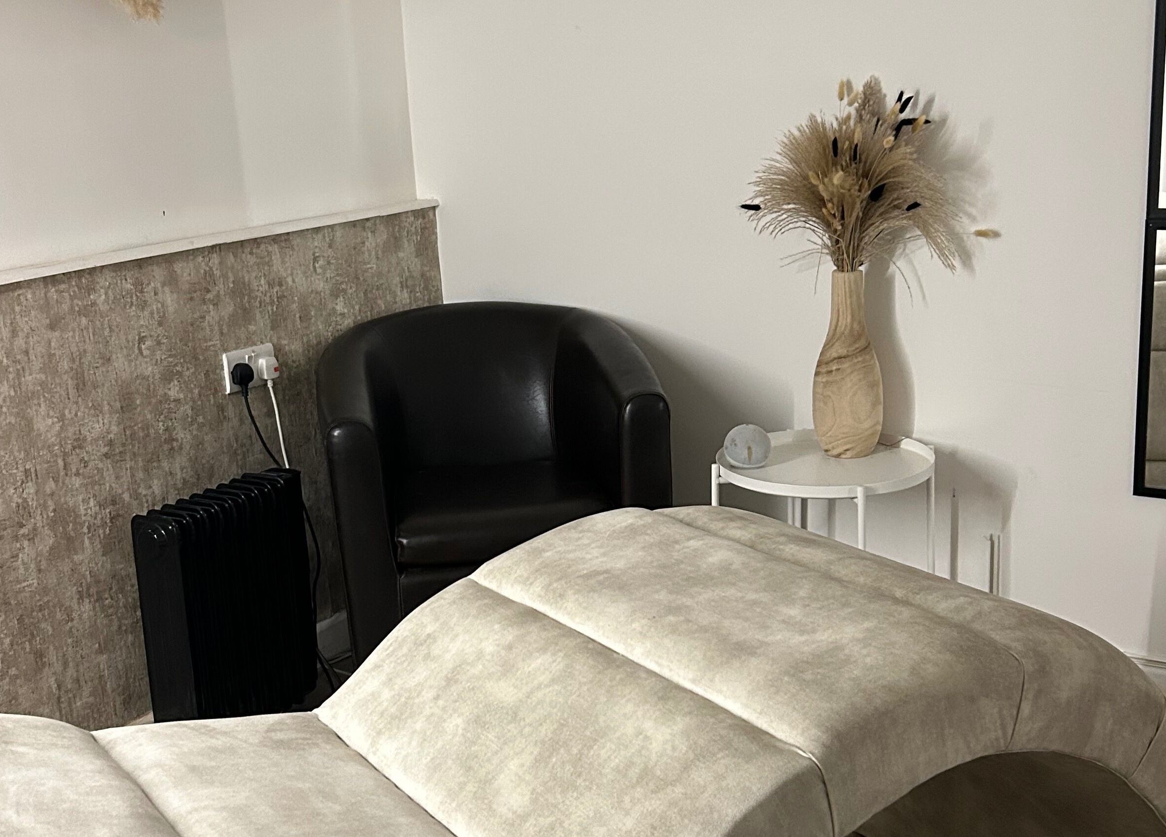 Relaxing therapy room at Contourè, Weston-super-Mare, England, GB with elegant decor.