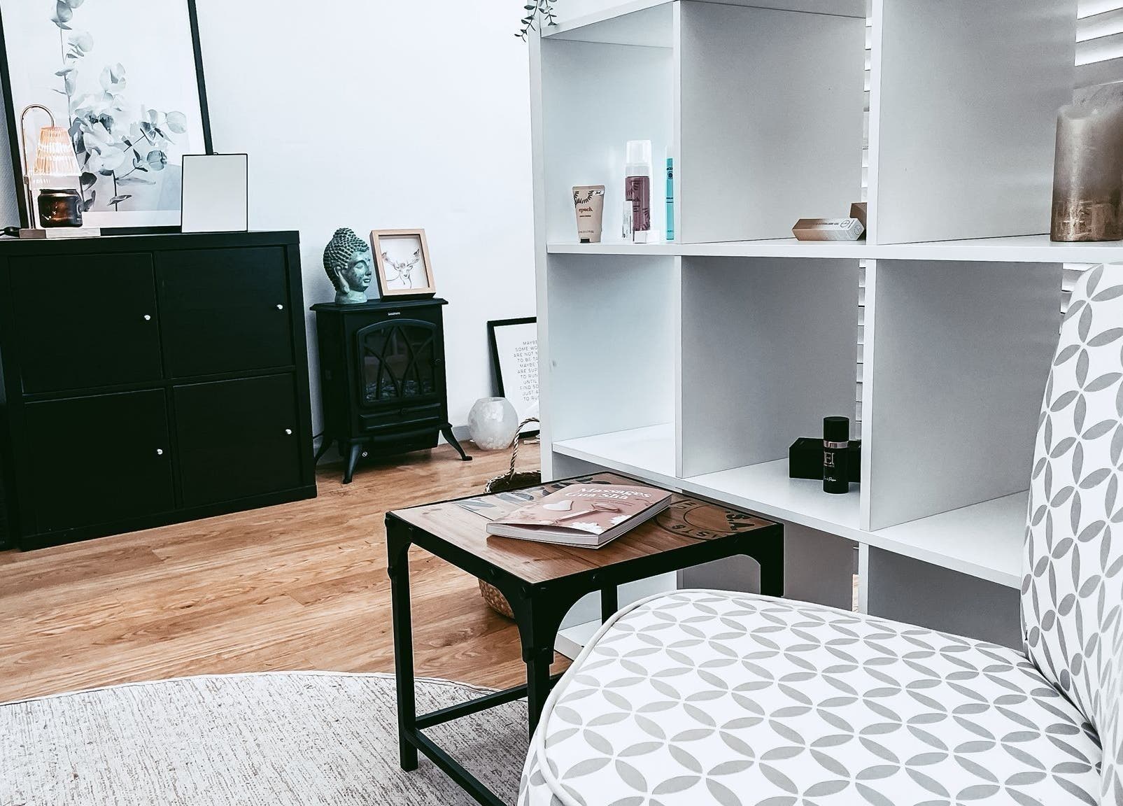 Espace détente élégant chez Les Soins de Carlie 🌿, Saint-julien-en-genevois, Auvergne-rhône-alpes, FR.