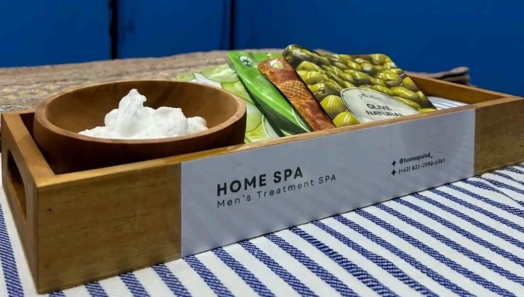 Bak perawatan spa di Balinese Reflexology, Kuala Lumpur, Wilayah Persekutuan Kuala Lumpur, MY, dengan produk alami.